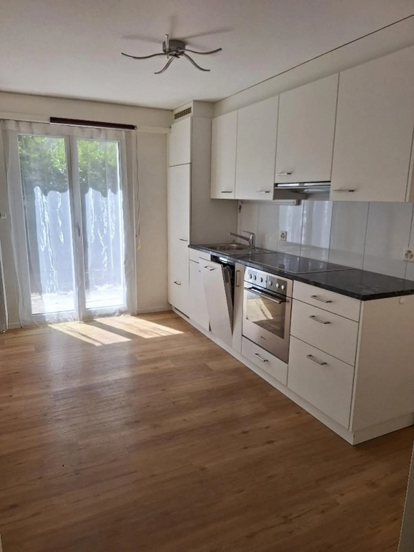 Appartement 2.5 pièces - Photo 4 sur 13