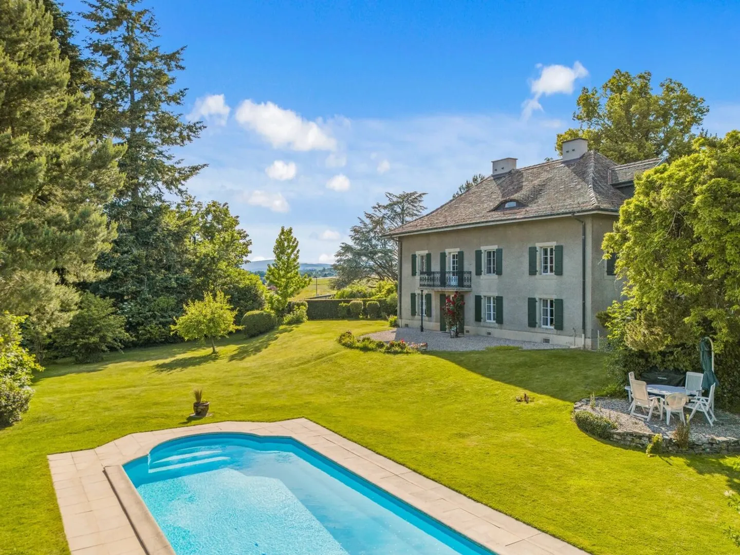 Charming Family Property - Photo 3 of 5