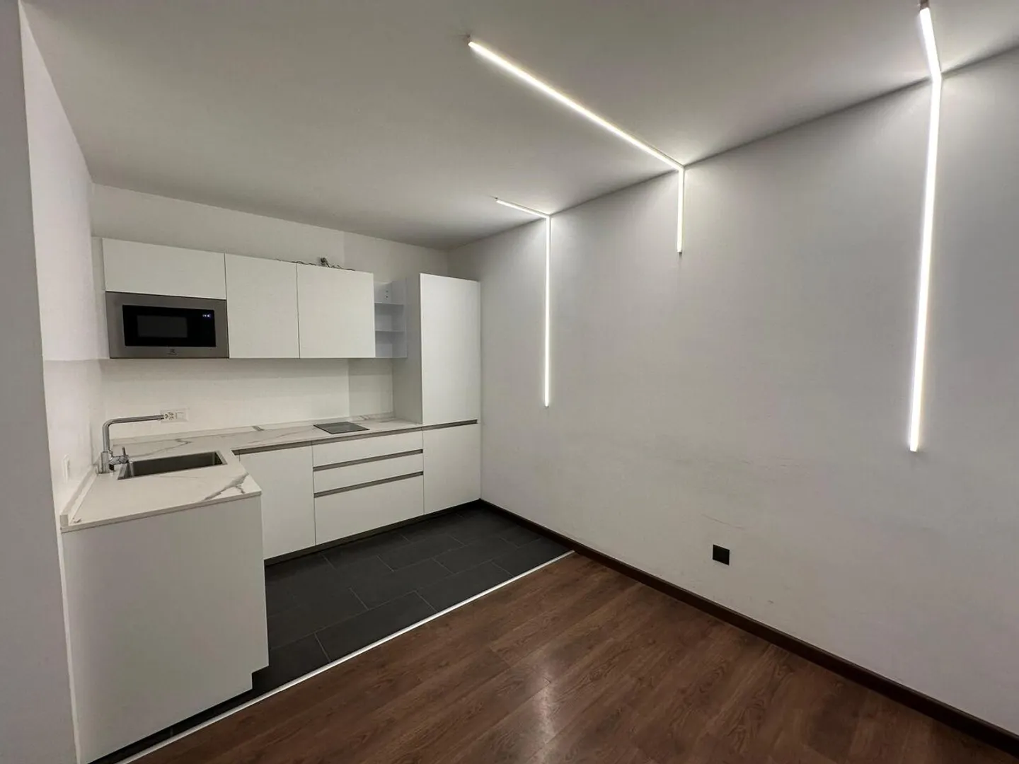 Ufficio prestigioso a Chiasso - Foto 5 di 9