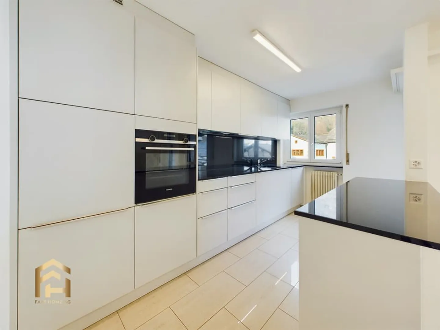 Charmante appartement de 4,5 pièces au cœur de Naters - Photo 2 sur 12