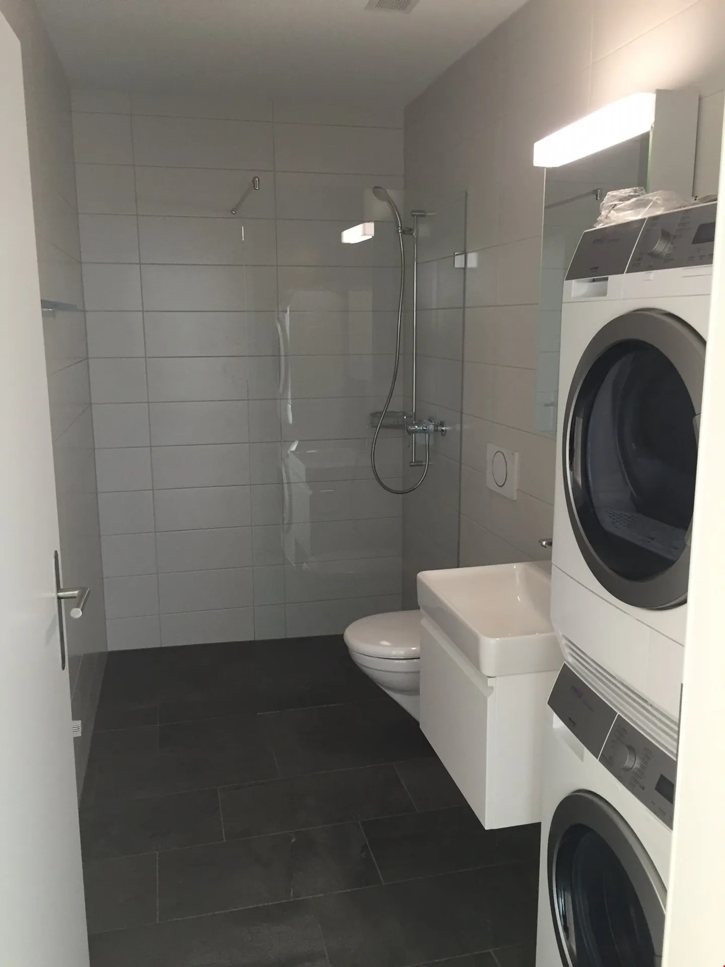 Bella appartamento di 2,5 stanze al piano terra - Foto 3 di 6