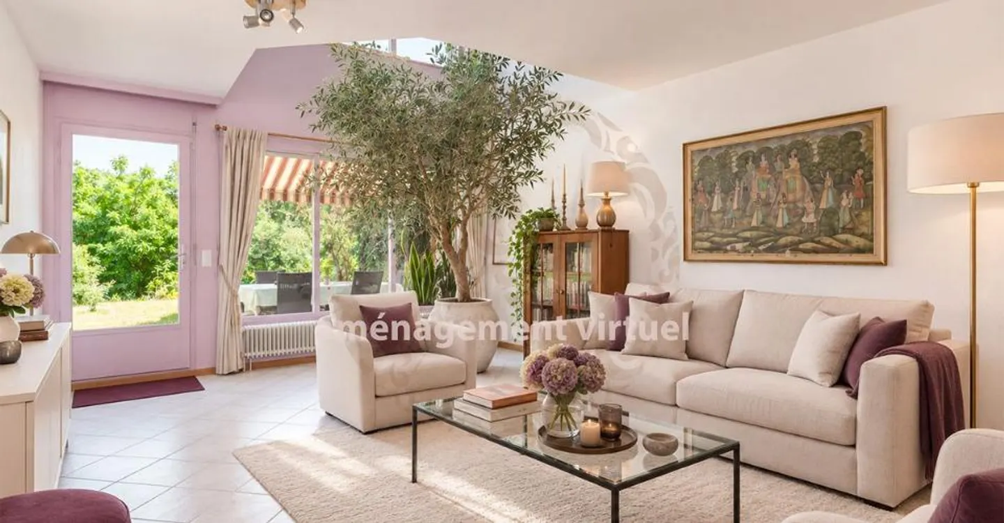 Spacious well-maintained 5.5-room house with garden two minutes from Aubonne - Photo 5 of 11