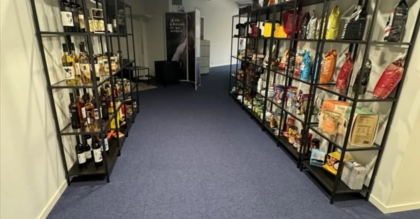 Spazio ufficio in affitto - Foto 9 di 10