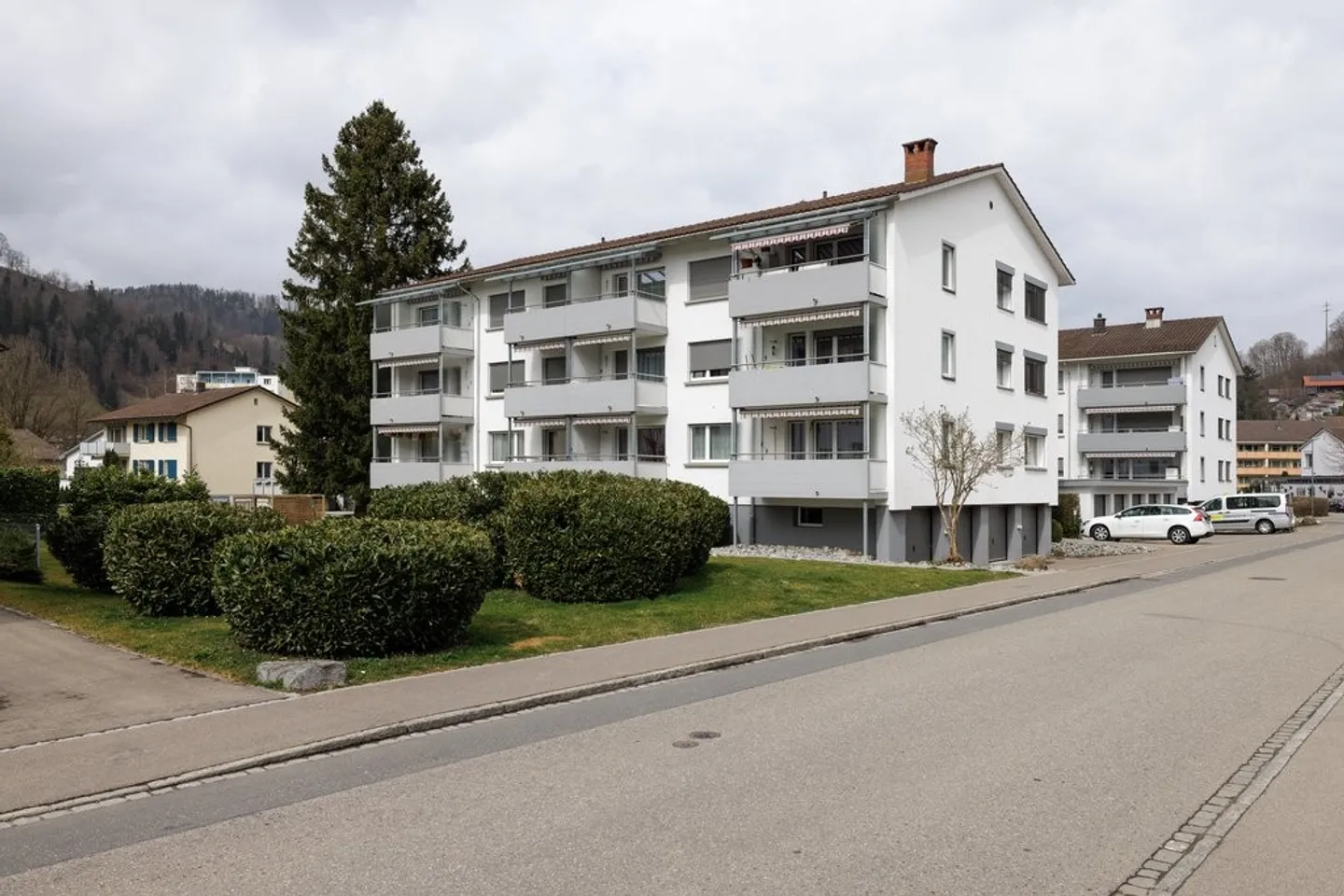 2-room apartment - Photo 1 of 6