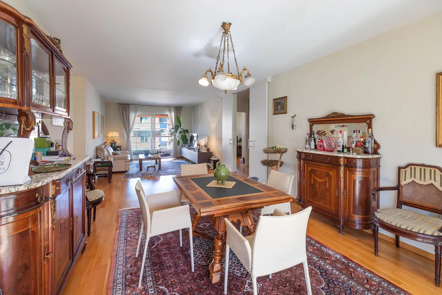 Lugano: geräumige 4,5-Zimmer-Wohnung mit freiem Blick - Foto 12 von 12