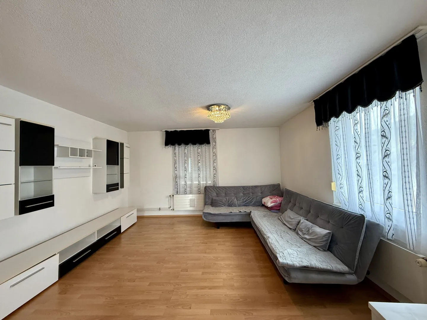 Charming house with terrace, balcony and garden! Perfect for families - Photo 10 of 15