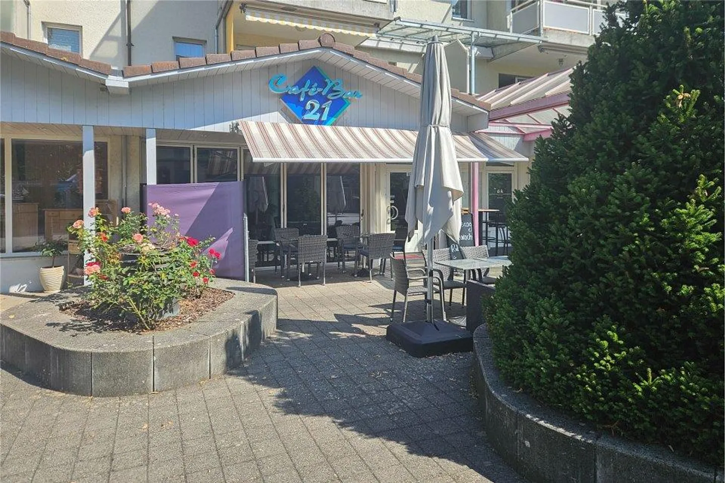 Caffè, Bar, Bistro nel bellissimo Toffen - Foto 1 di 7