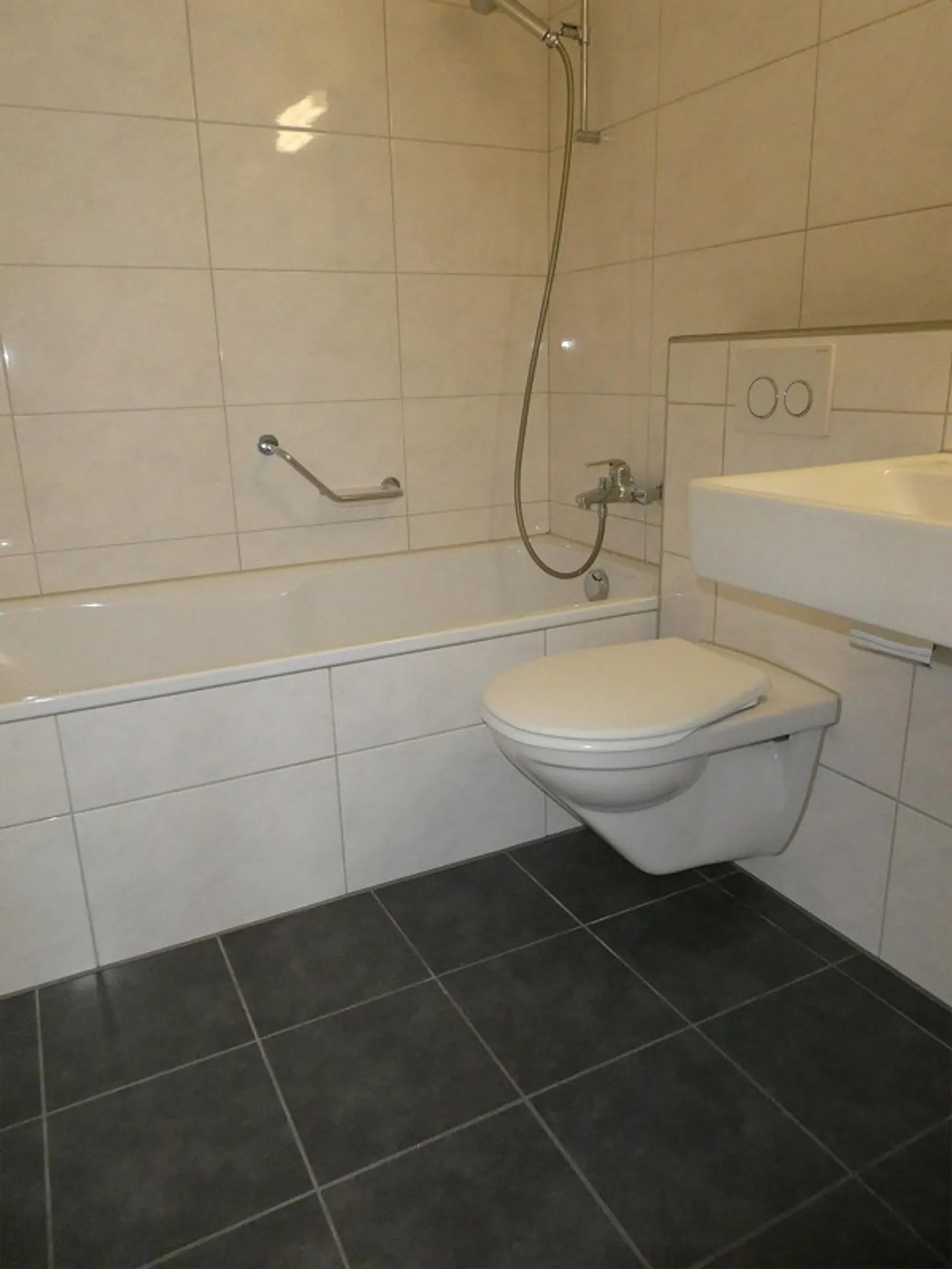 Appartamento arredato di 3,5 locali con un eccellente rapporto qualità-prezzo - Foto 4 di 13