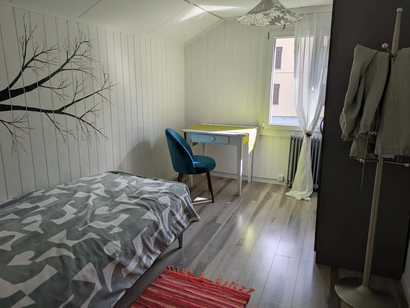 Camera condivisa arredata - Foto 3 di 8