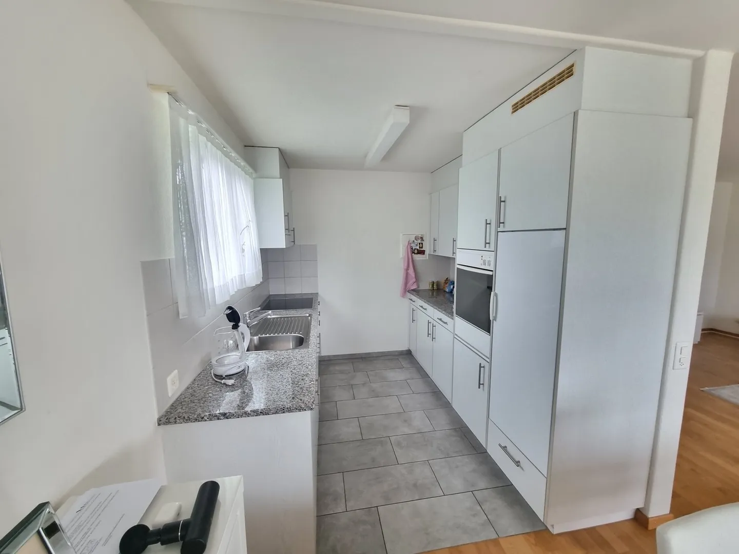 Grosse und Helle 4.5 Zimmerwohnung - Zentral und doch im Grünen - Foto 7 von 13