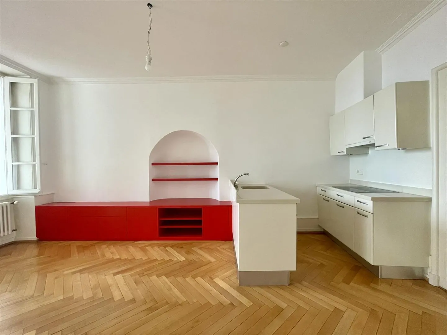 AUTHENTICITY AND DIRECT ACCESS TO THE LAKE, 2.5 ROOMS IN MORGES - Photo 4 of 13