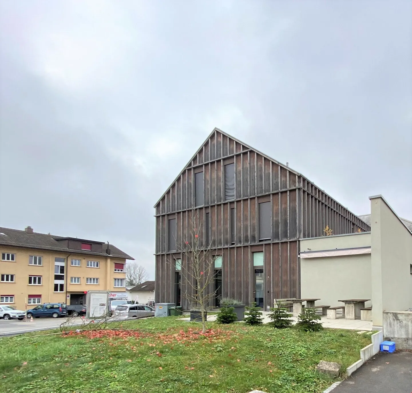 Modern 3.5-room apartment in Orpund - Photo 3 of 8