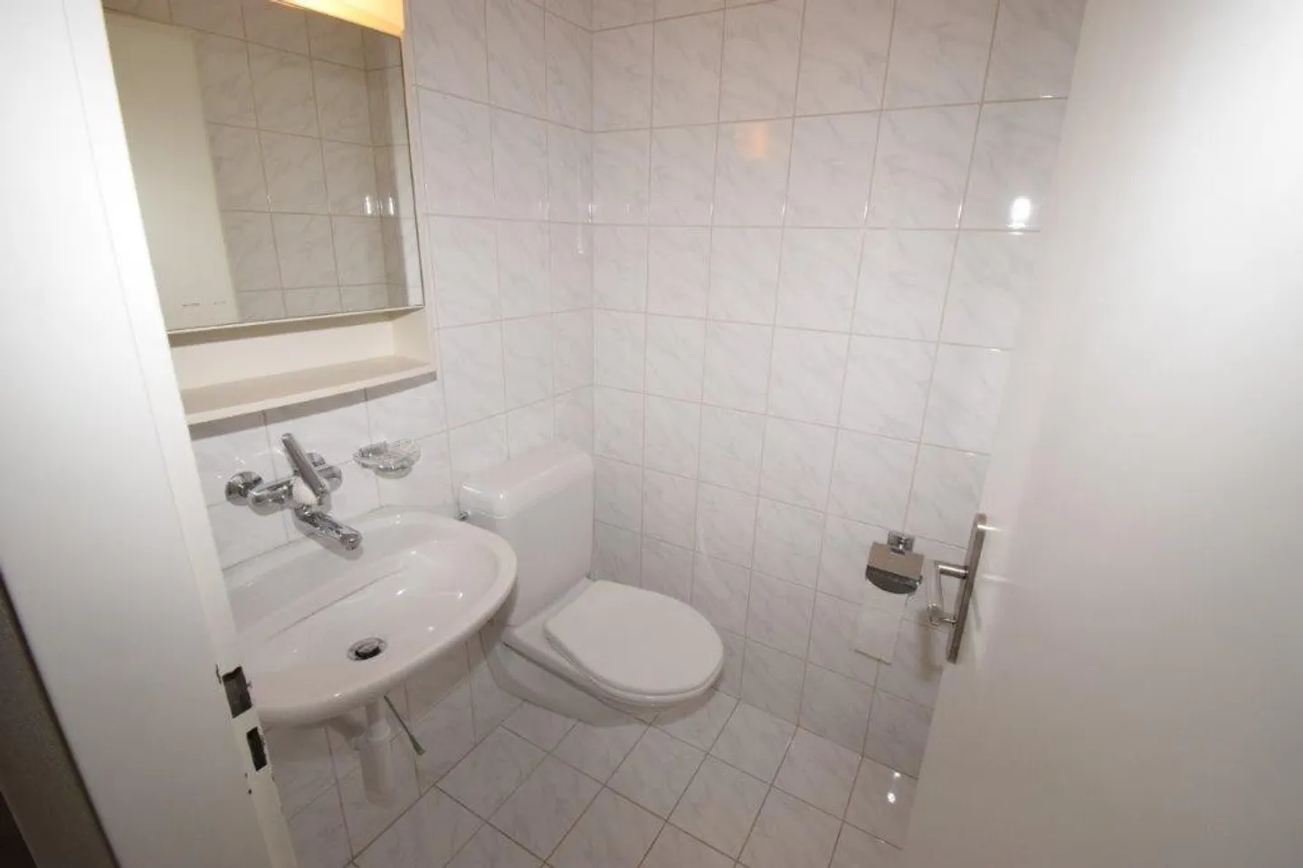 Grosse und Helle 4.5 Zimmerwohnung - Zentral und doch im Grünen - Foto 13 von 13