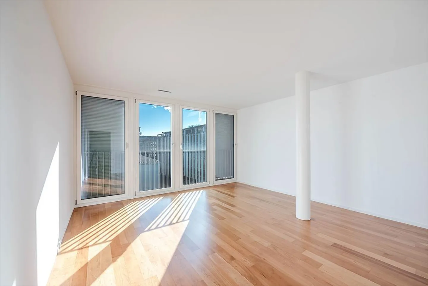 Spacious Loft Apartment with Terrace in Puls 5 - Photo 7 of 10