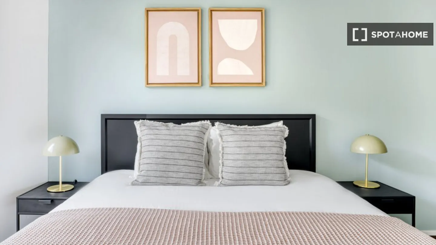 Découvrez, visitez et louez votre nouveau chez-vous en ligne en toute confiance. - Photo 8 sur 12