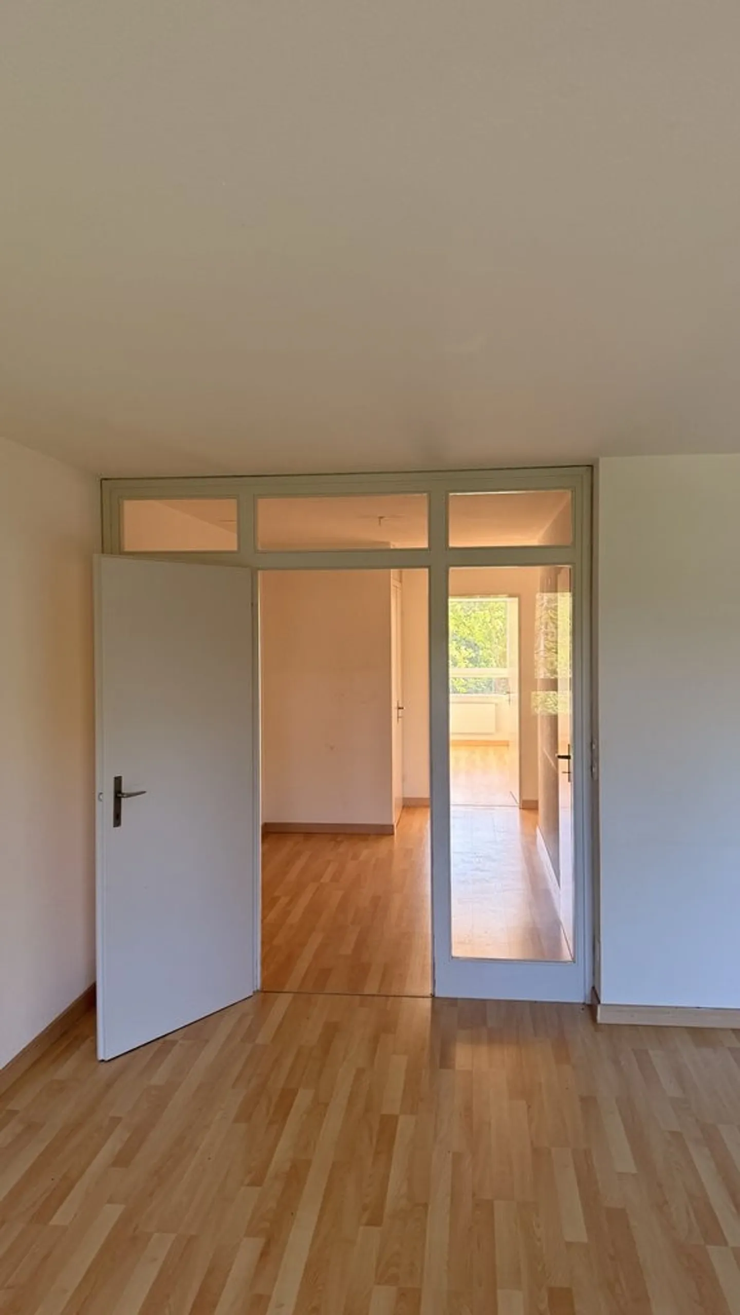 Votre nouveau chez-vous avec vue - 4,5 pièces au 5ème étage de Liebrüti - Photo 6 sur 6