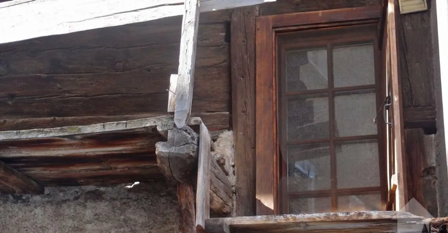 Charming 17th Century Home - Photo 2 of 12