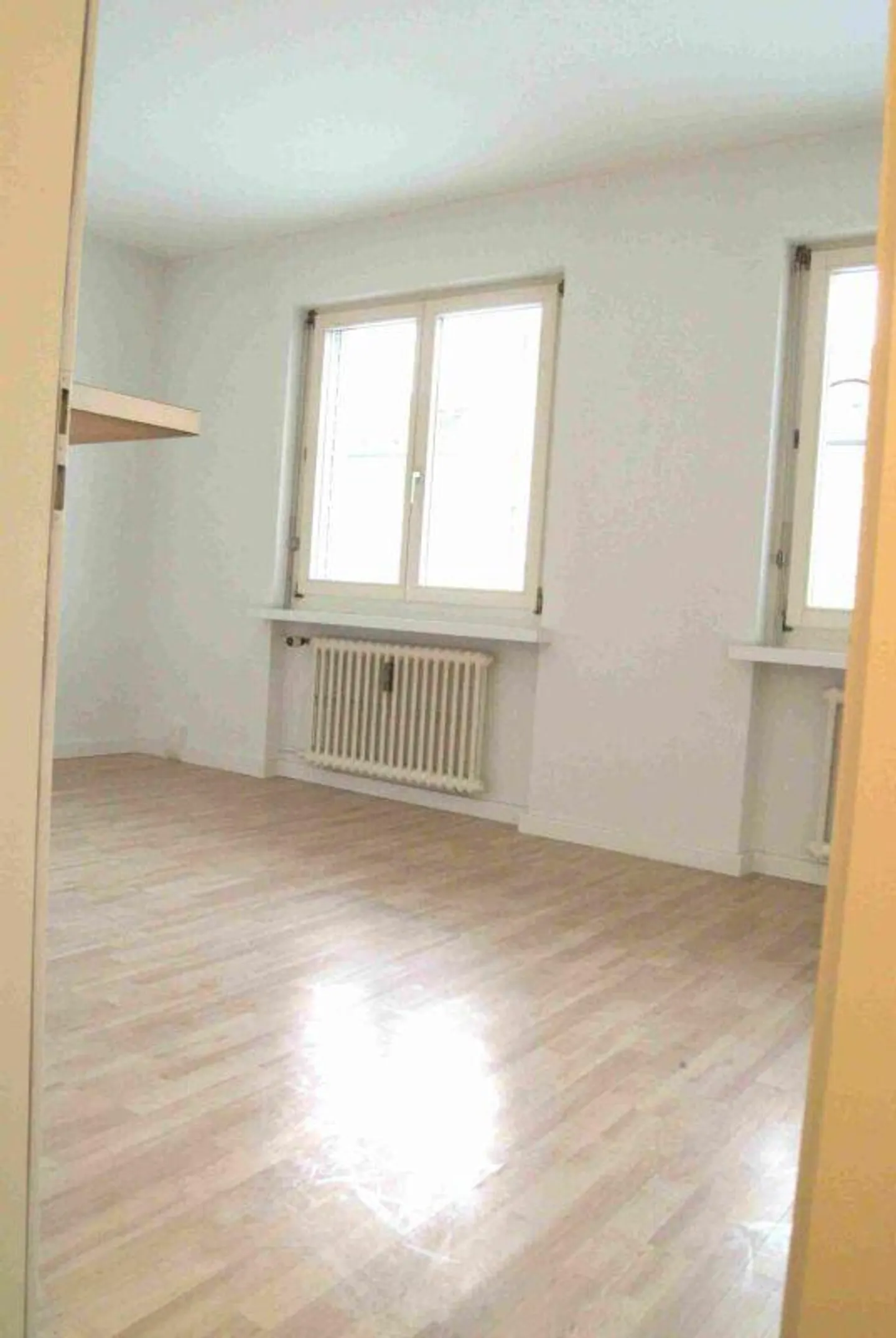 Una posizione commerciale TOP: Studio/Ufficio, luminoso, accogliente, con ascensore - Foto 6 di 9