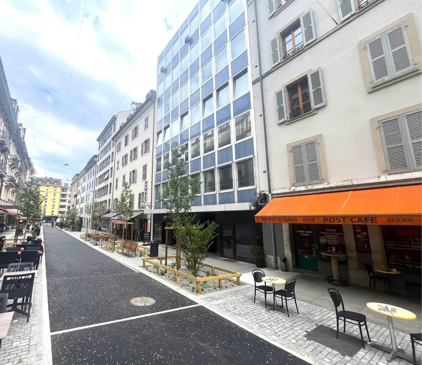 Posizione strategica: Arcade di 100m² nel cuore di un'area pedonale - Foto 1 di 6