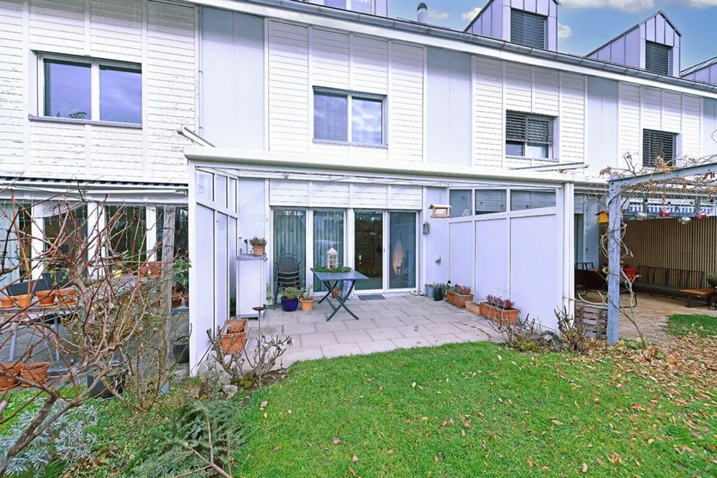 5.5-Room Middle Row House in a Quiet and Child-Friendly Location - Photo 12 of 16