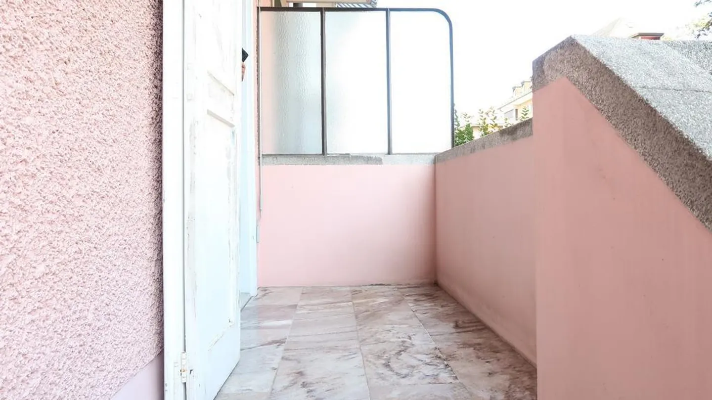Appartamento 3 locali Bijoux con area salotto in giardino e terrazza esterna - Foto 9 di 10