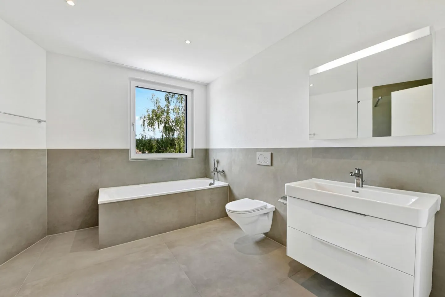 Moderne 3.5-Zimmer-Wohnung - Foto 3 von 10