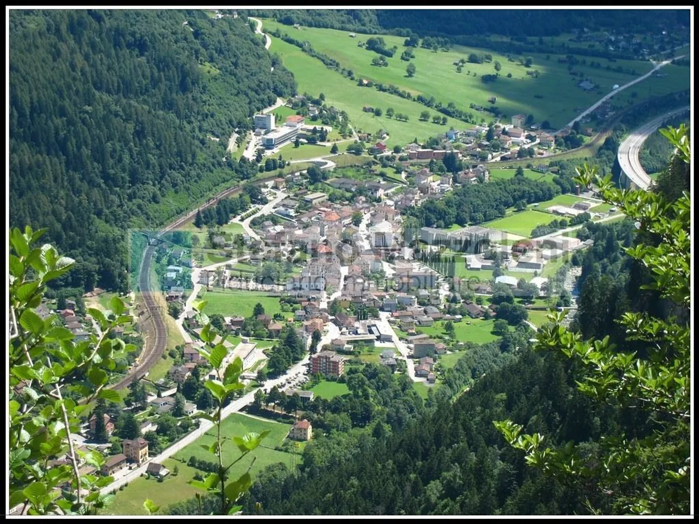 FAIDO  - VENDO - Locale commerciale - Foto 1 di 4