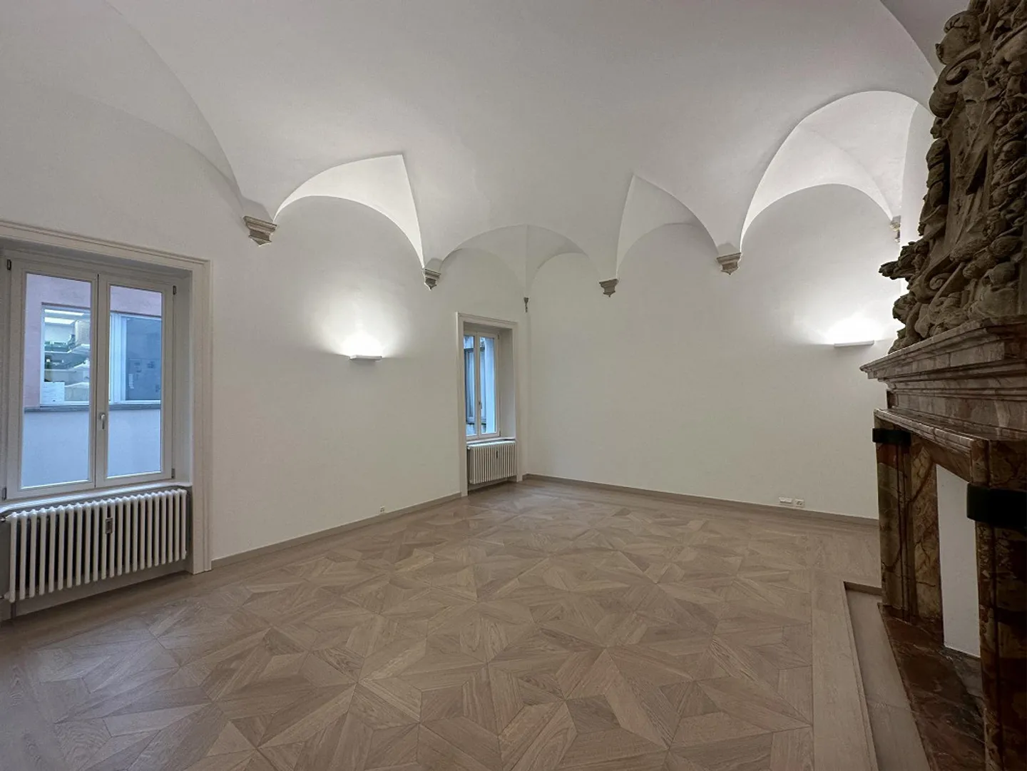 Prestigious office for rent in the center - Photo 4 of 26