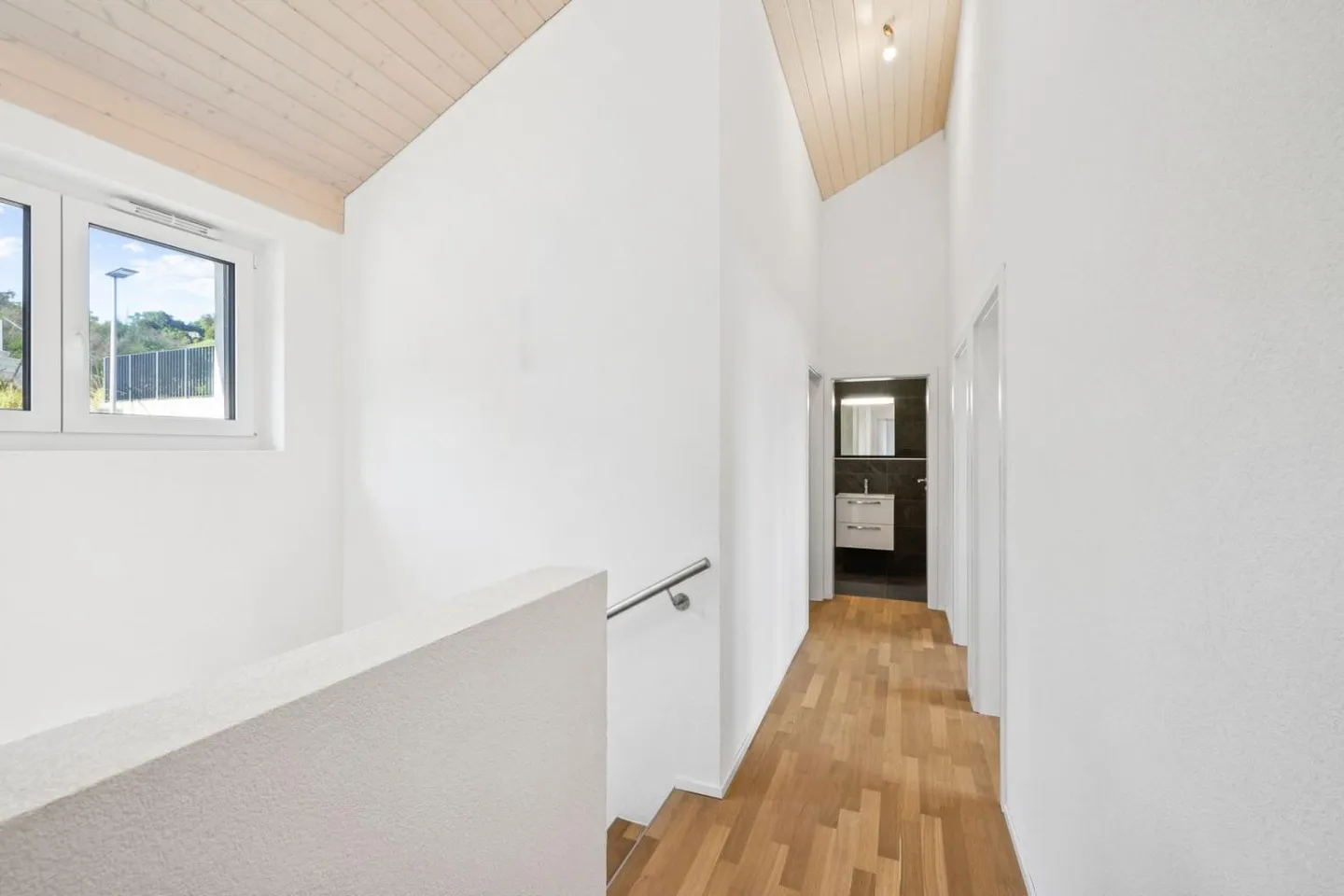 Moderne Familienvilla mit Seeblick - Foto 5 von 12