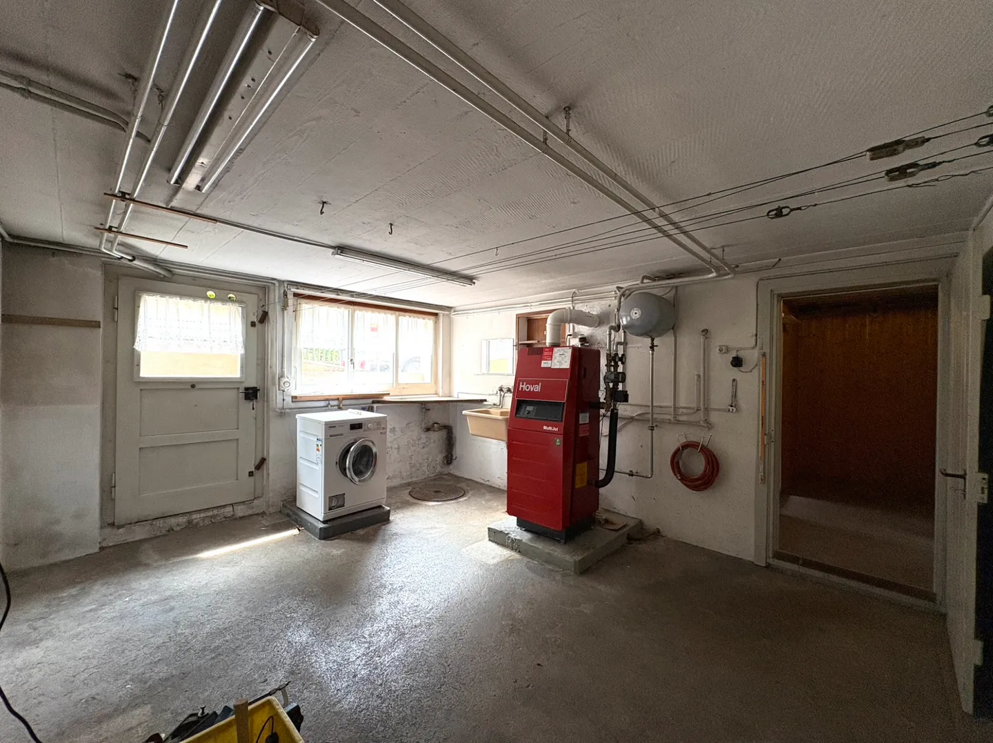 RISERVATO! Casa unifamiliare con due lotti edificabili aggiuntivi - tre opzioni di acquisto disponibili - Foto 11 di 12
