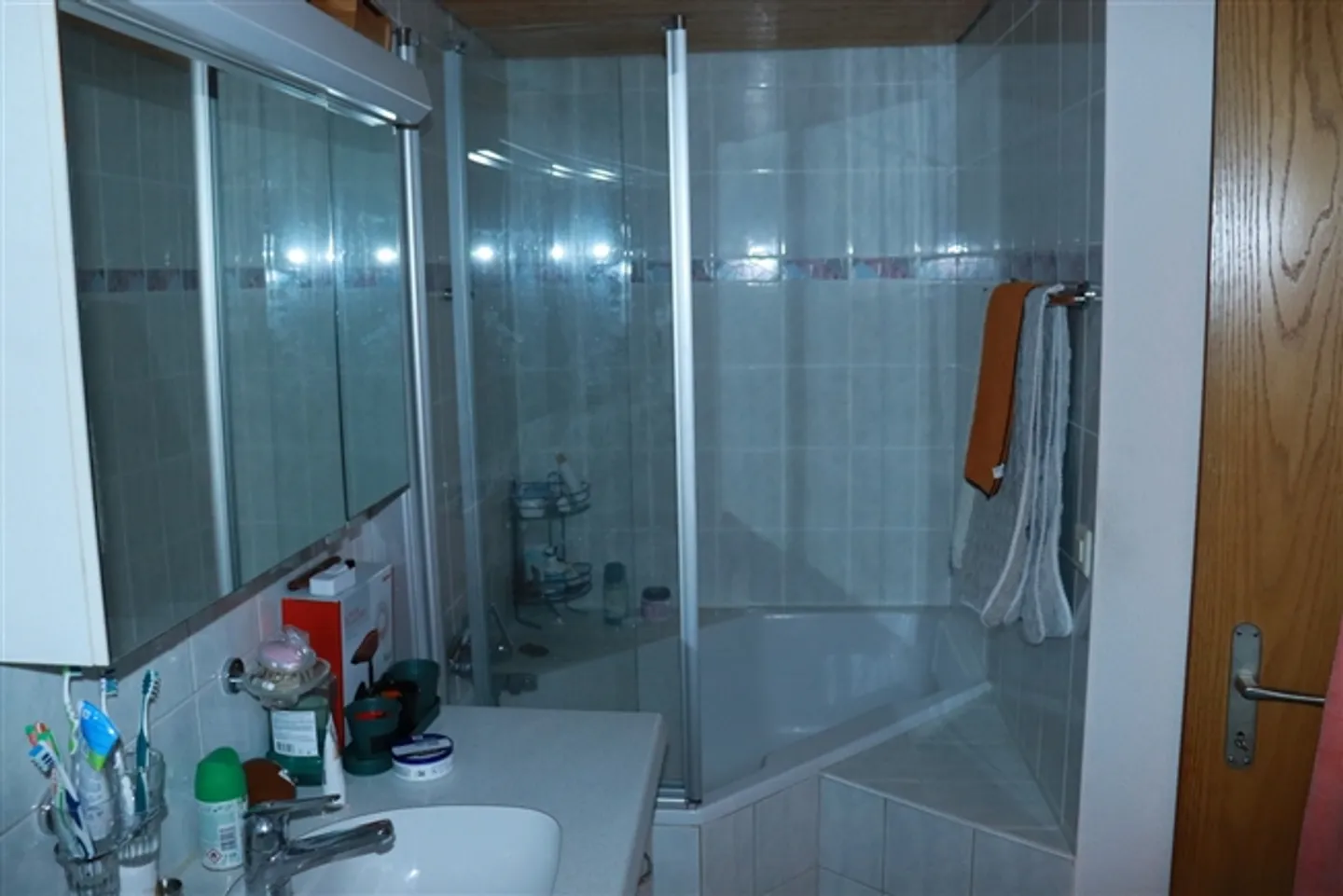 3.5 Room Apartment in Wilderswil Including 2 Parking Spaces - Photo 7 of 7