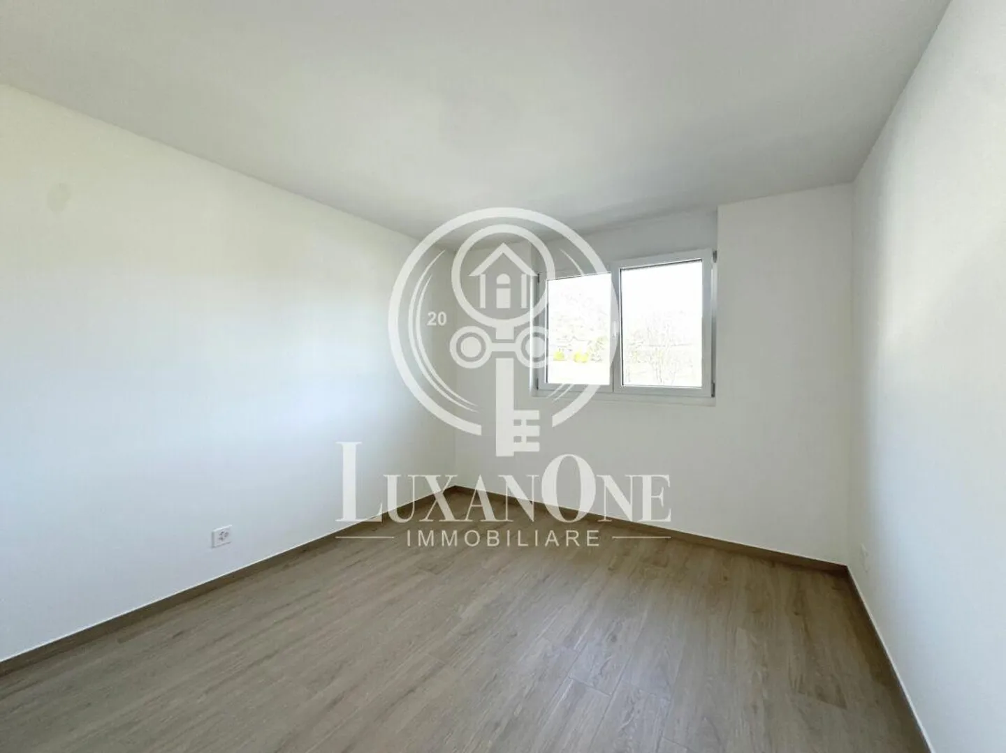 High-quality 3.5-room new apartment with terrace and south orientation - Photo 9 of 12