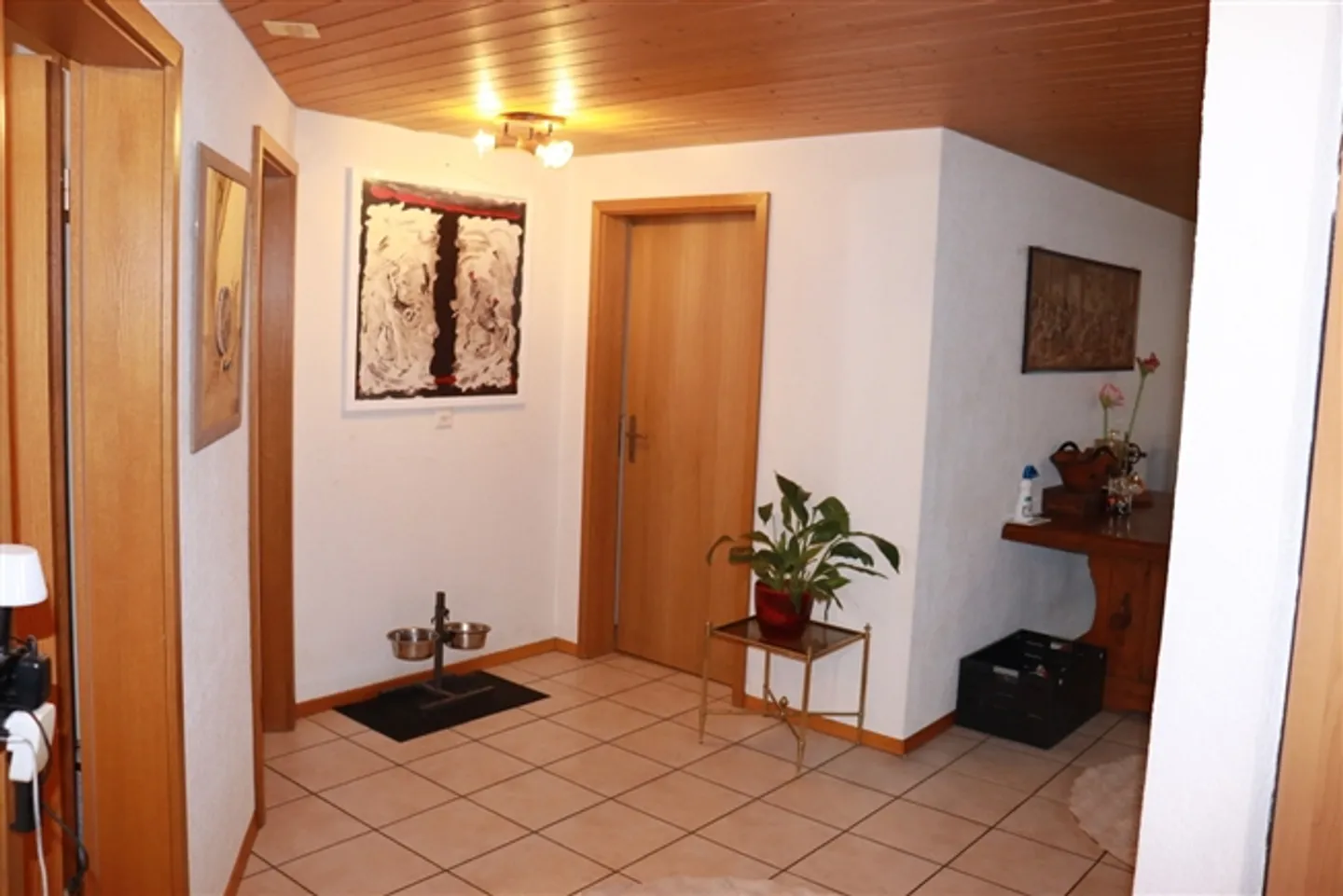 3.5 Room Apartment in Wilderswil Including 2 Parking Spaces - Photo 4 of 7