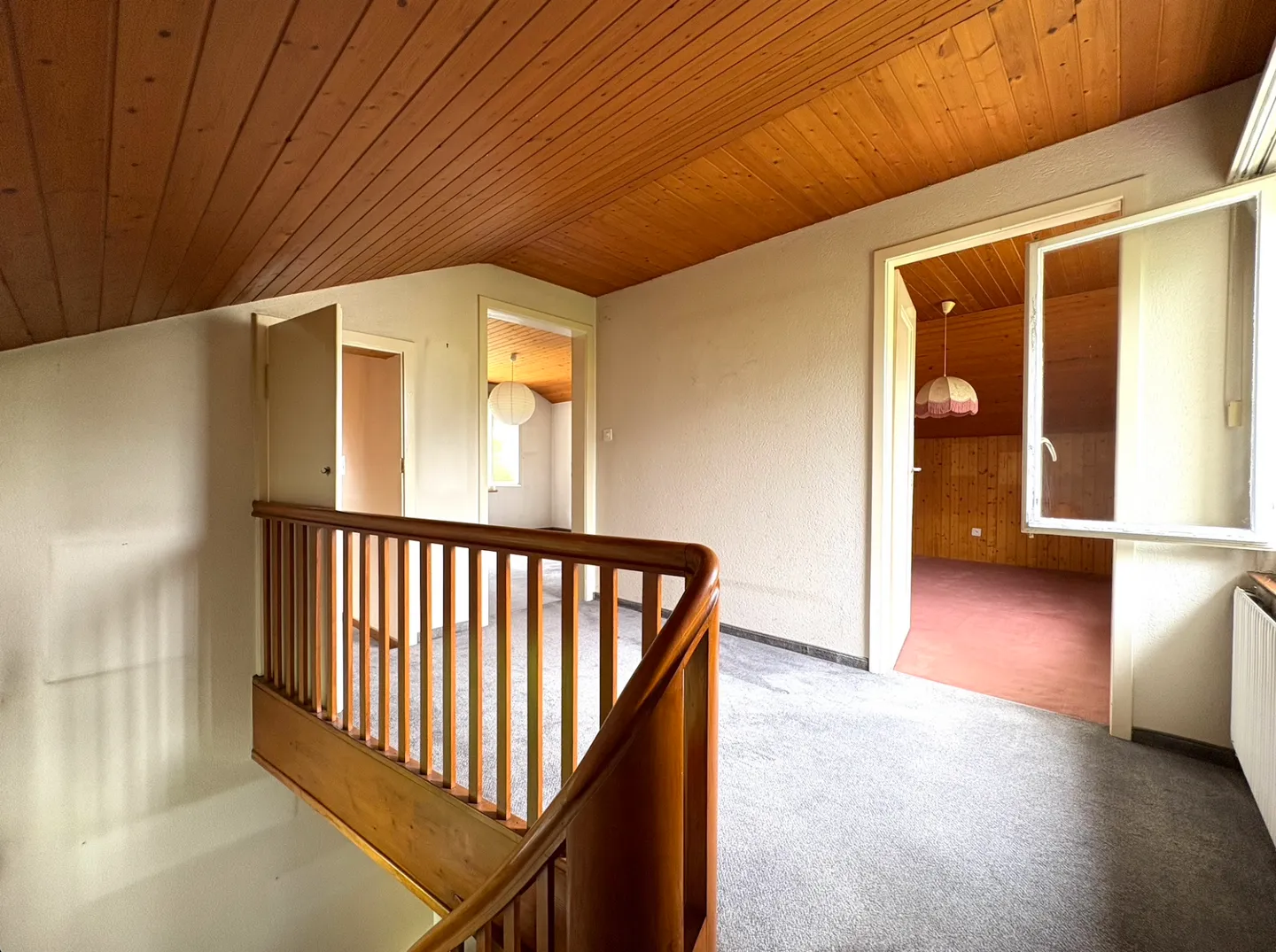 RISERVATO! Casa unifamiliare con due lotti edificabili aggiuntivi - tre opzioni di acquisto disponibili - Foto 9 di 12