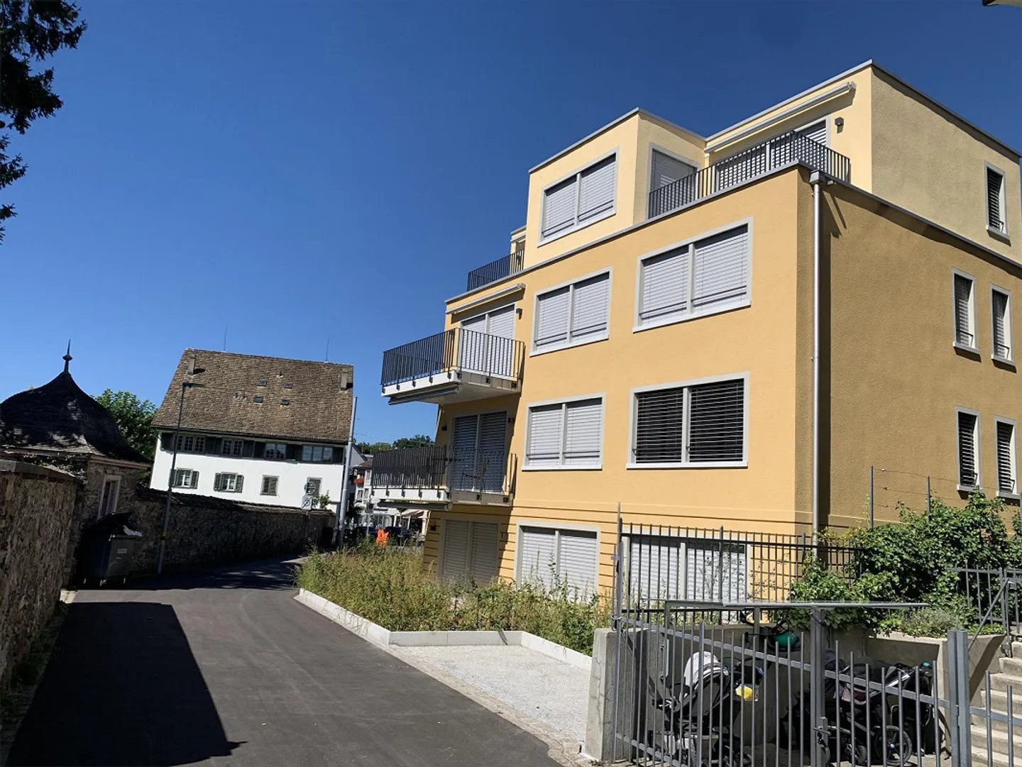 Charmante Wohnung mit 4 Terrassen - Foto 4 von 23