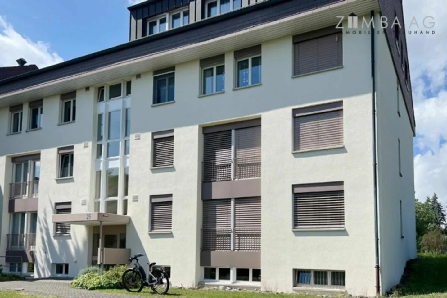 Tout en haut avec ascenseur comme dans votre propre maison - Photo 14 sur 16