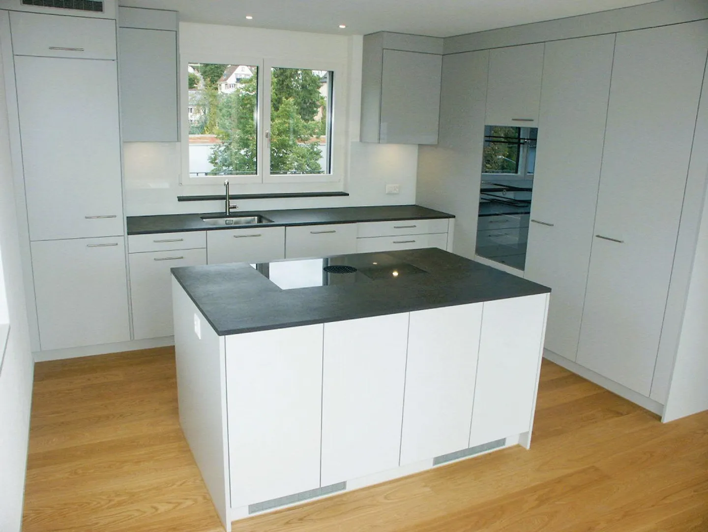 Charmante Wohnung mit 4 Terrassen - Foto 18 von 23