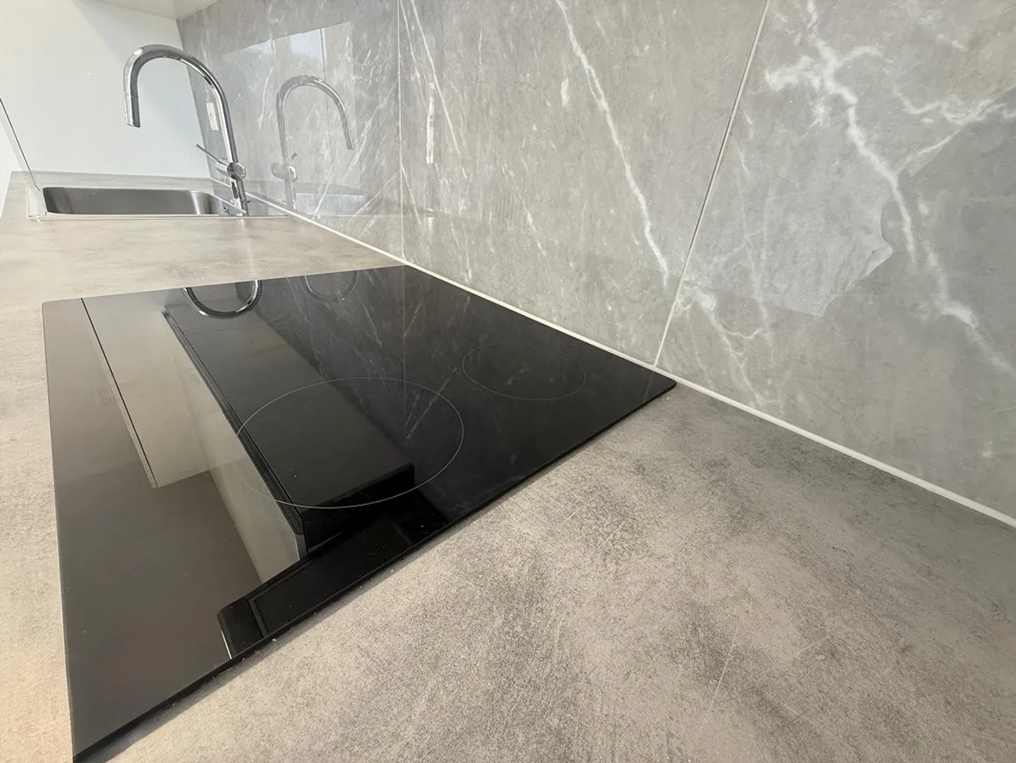 Moderno 3.5 locali in affitto ad Agno – posizione comoda e servita - Foto 2 di 8