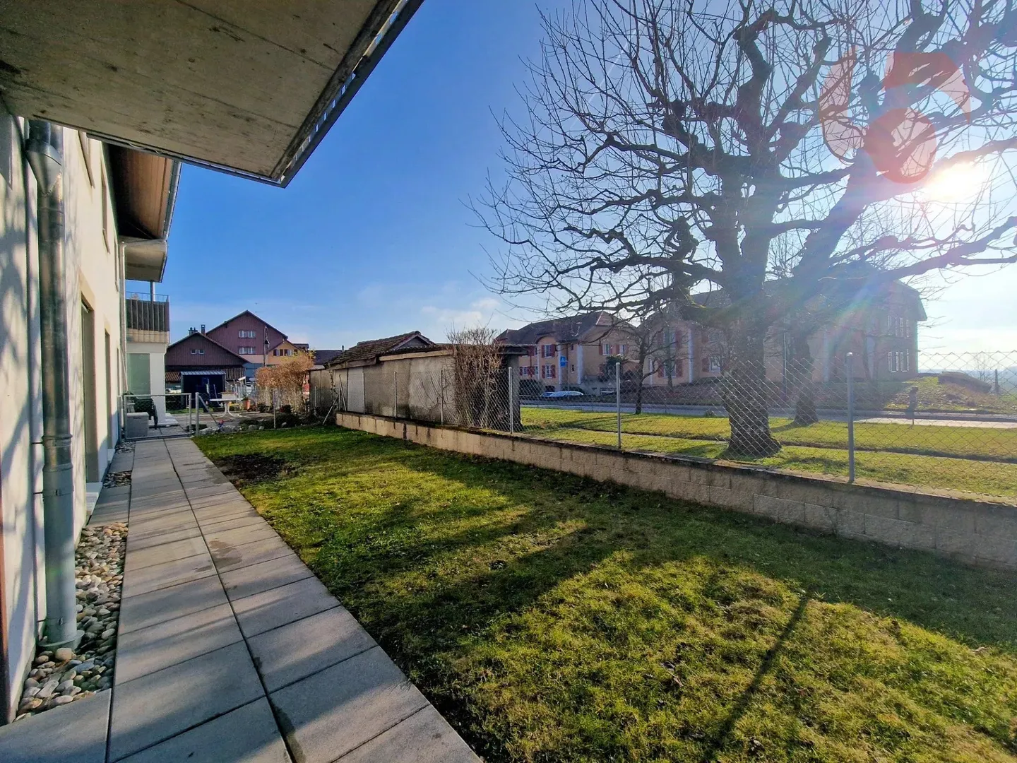 Beautiful 2018 apartment with 70 m2 garden and 15 m2 covered terrace - Photo 2 of 14