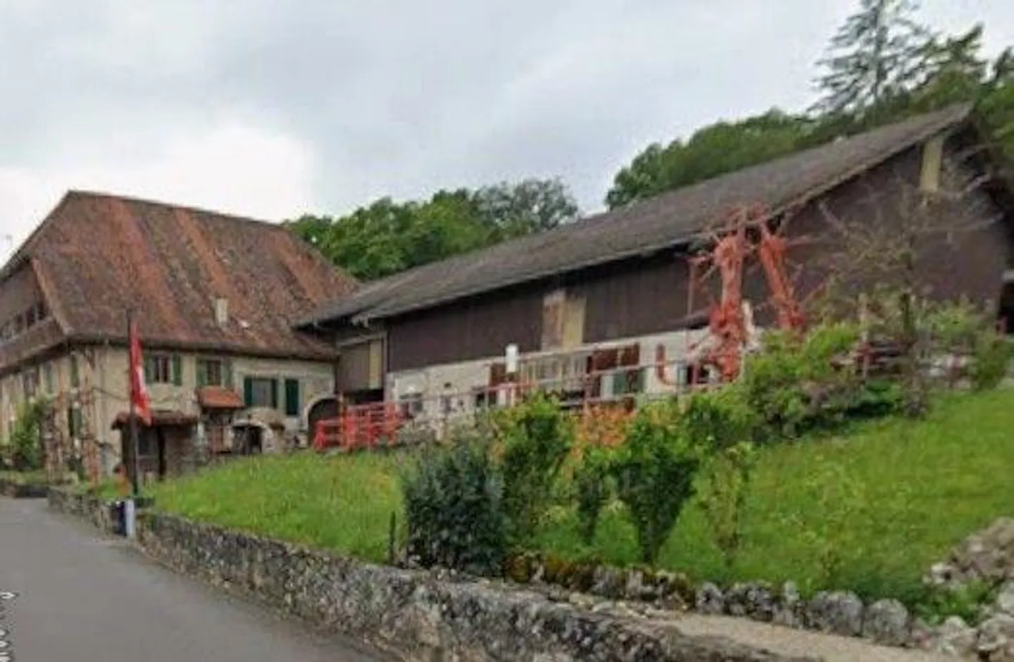 *Habitation et rural avec place privée* - Photo 1 sur 13