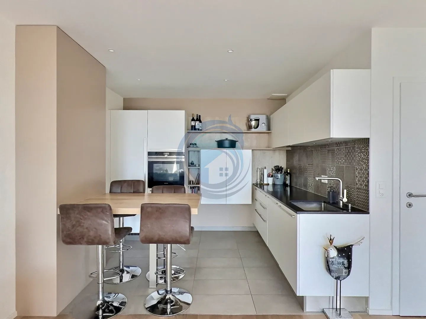 JOLIE VILLA JUMELLE DE 5.5 PIECES AVEC VUE SUR LE LAC - Photo 7 sur 14