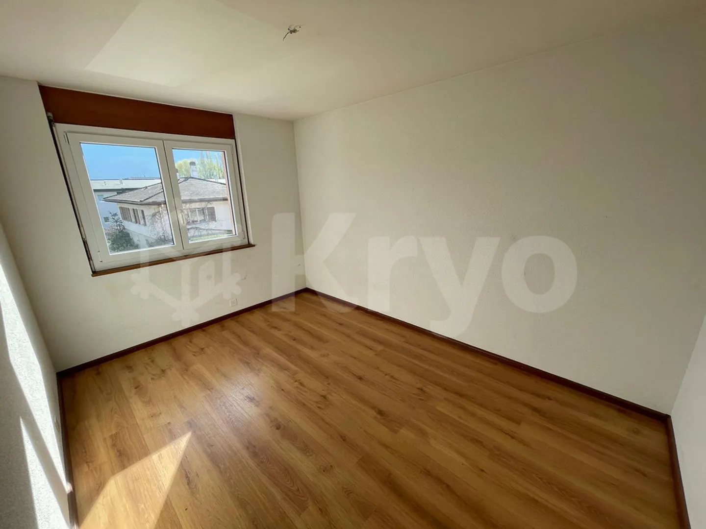 APPARTEMENT 3.5PCES AVEC GRAND BALCON - Photo 4 of 8