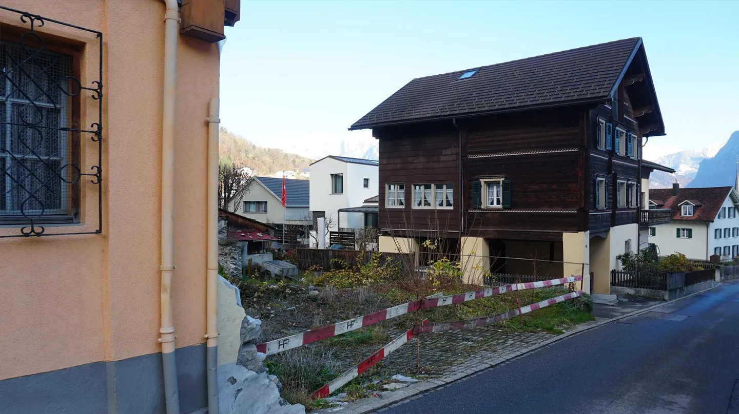 Untervaz - Terrain à bâtir avec projet de construction approuvé - Photo 1 sur 4