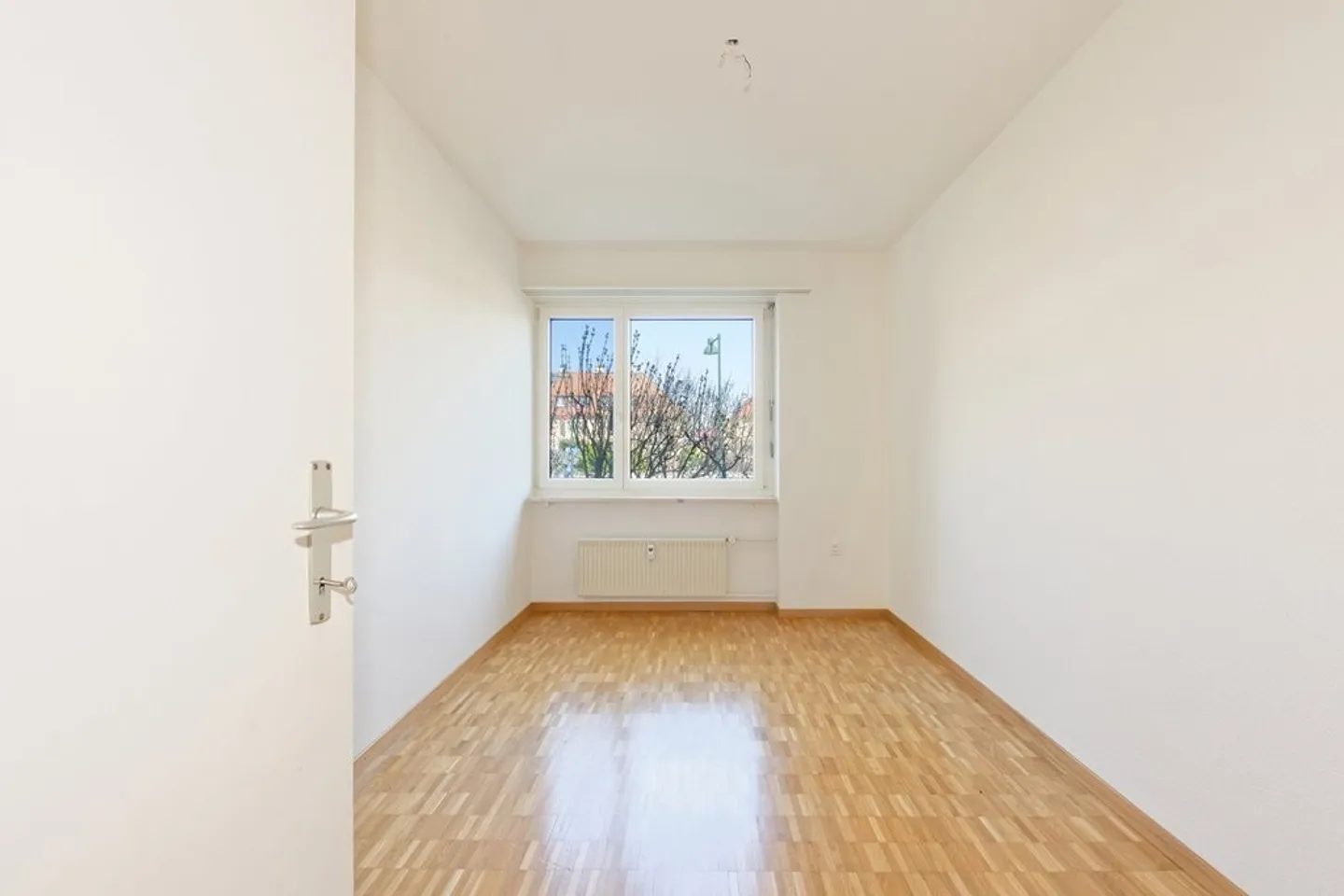 Bright 3.5-room apartment in Muttenz - Photo 2 of 7