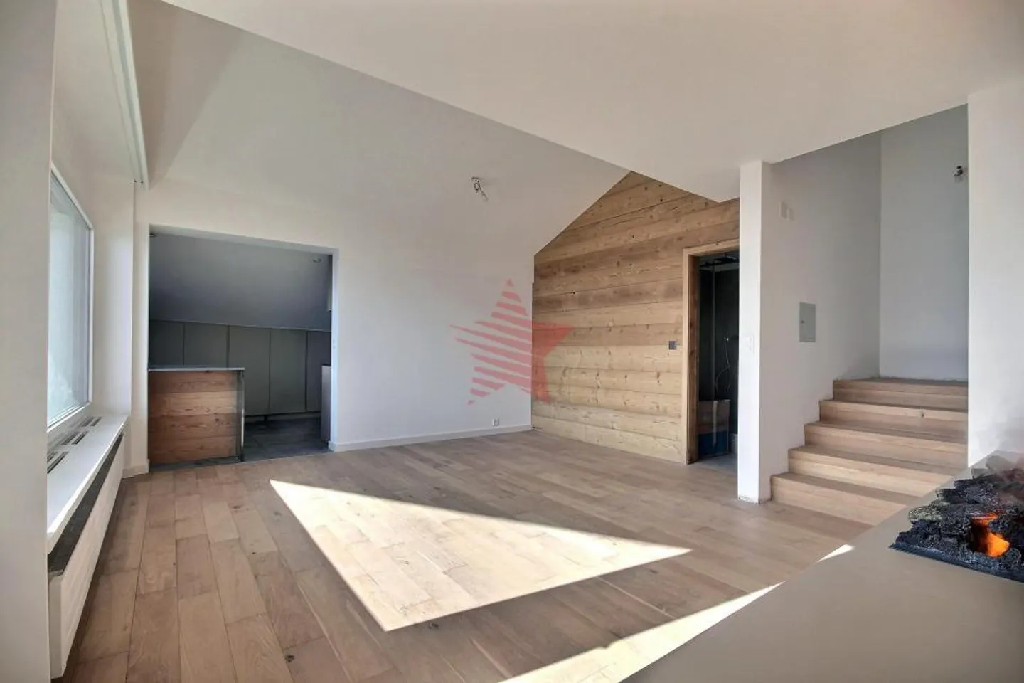 Schönes Doppelhaus komplett renoviert mit Panoramablick - Foto 4 von 13