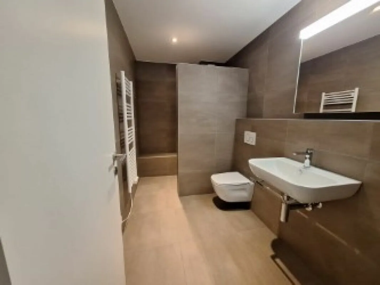 Renovated! 3.5-room apartment with balcony - Photo 9 of 9