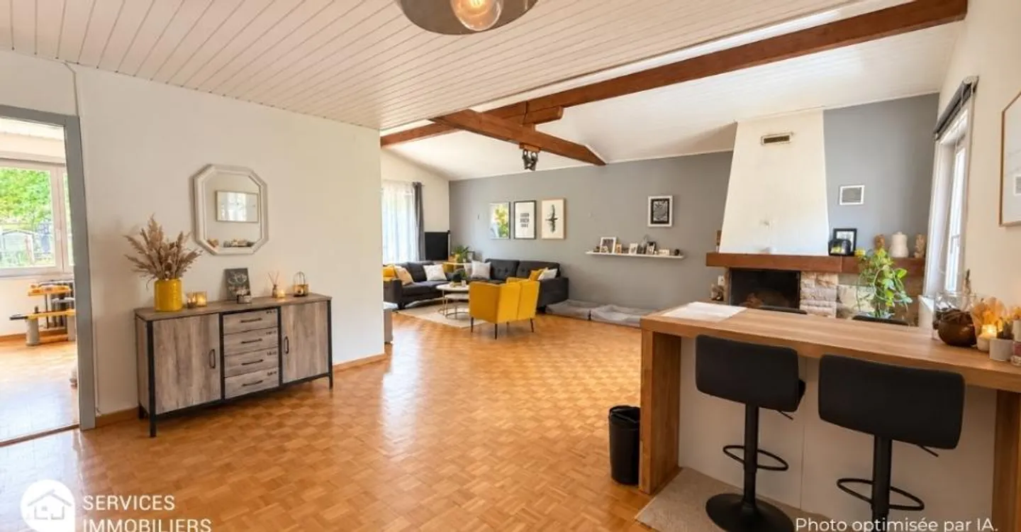 Maison Familiale Spacieuse - Photo 2 sur 12
