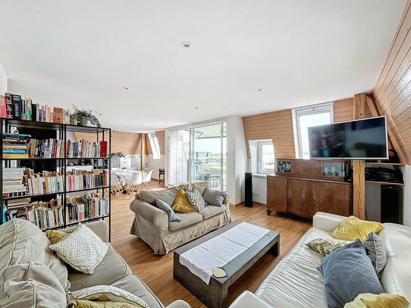 Duplex mit Panoramablick auf den See und die Alpen - Foto 3 von 13