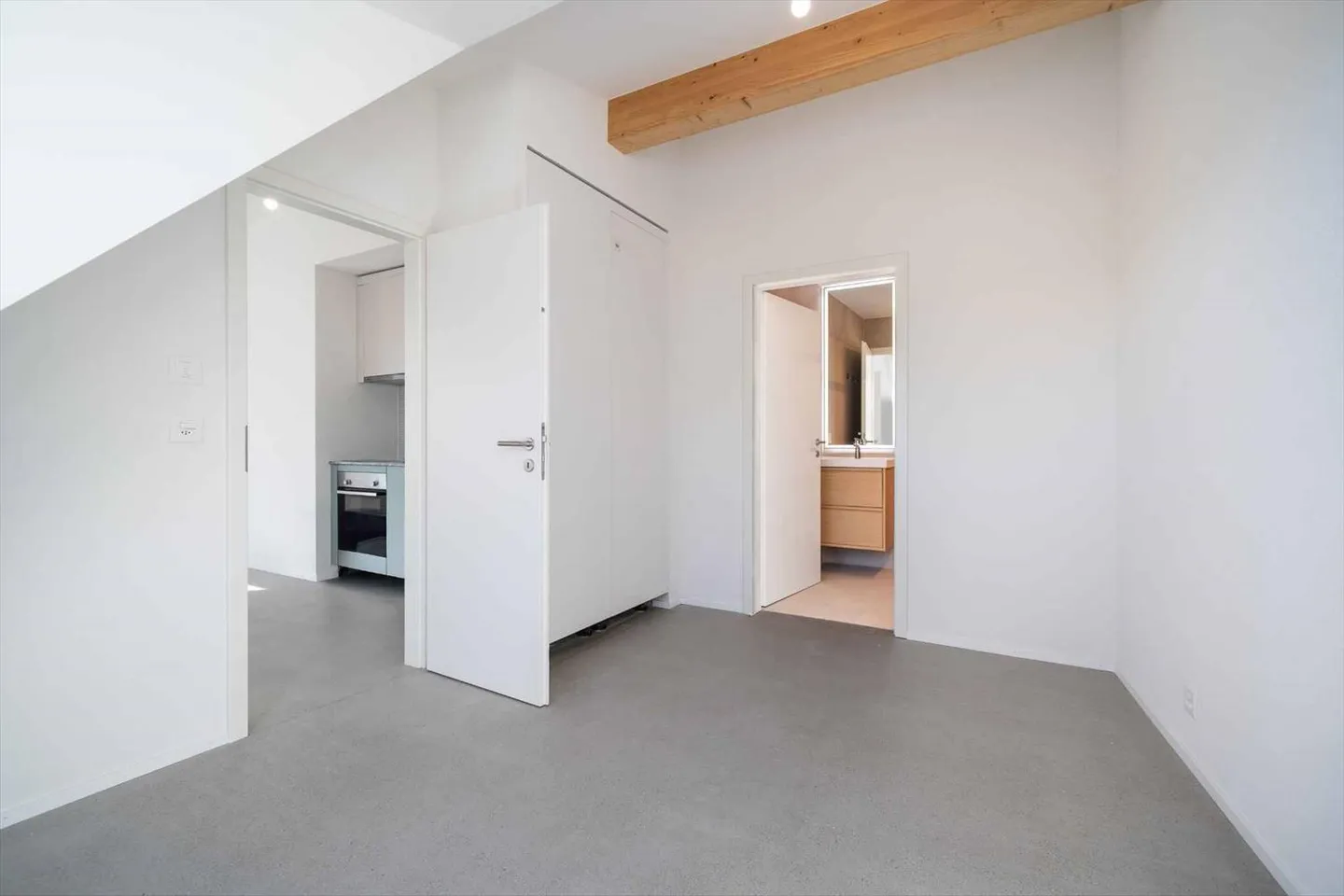 Nuovo, accogliente e pronto ad accoglierti: la tua futura casa ti aspetta! - Foto 12 di 13