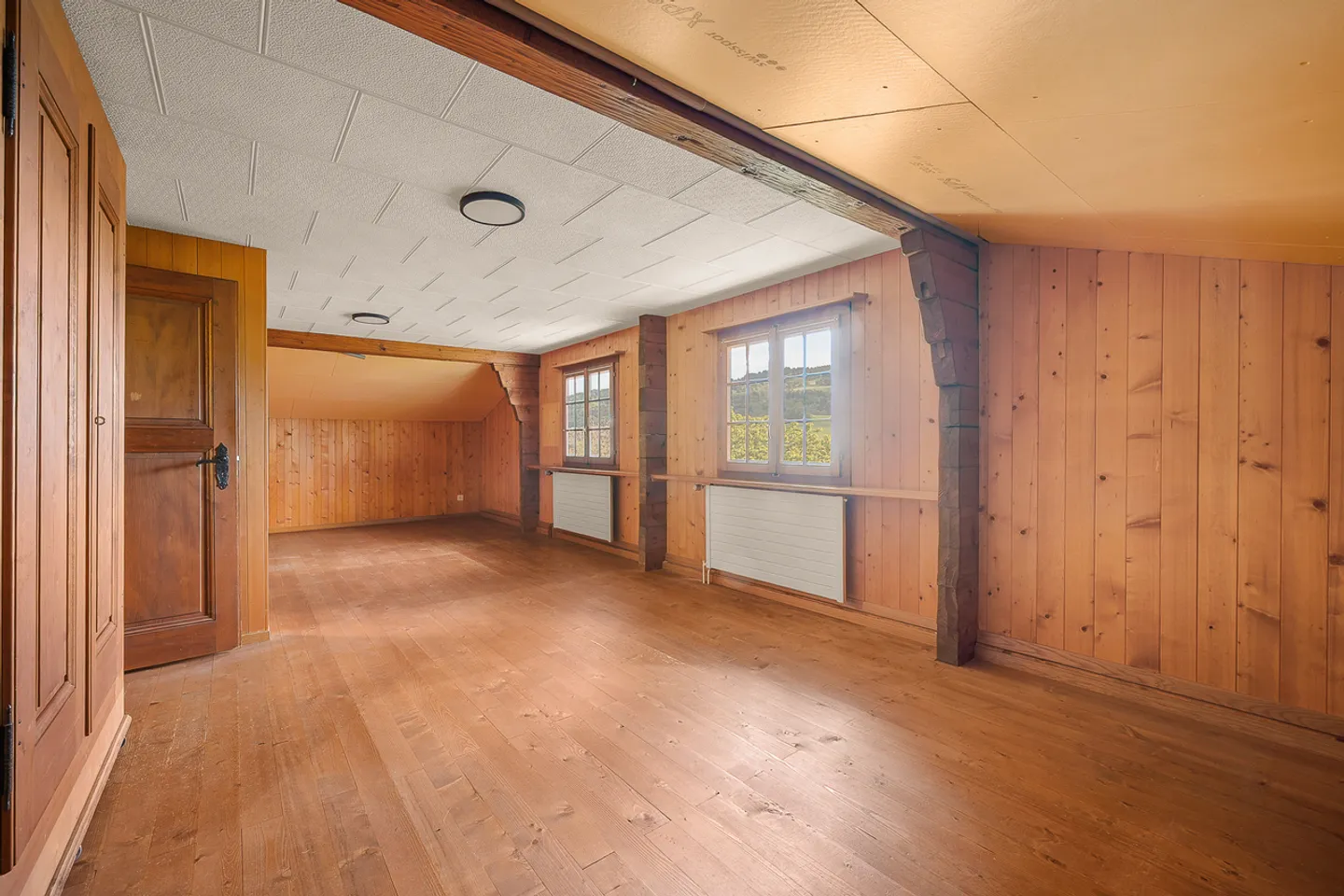 In the heart of the daffodils Chalet with lake view! - Photo 10 of 14